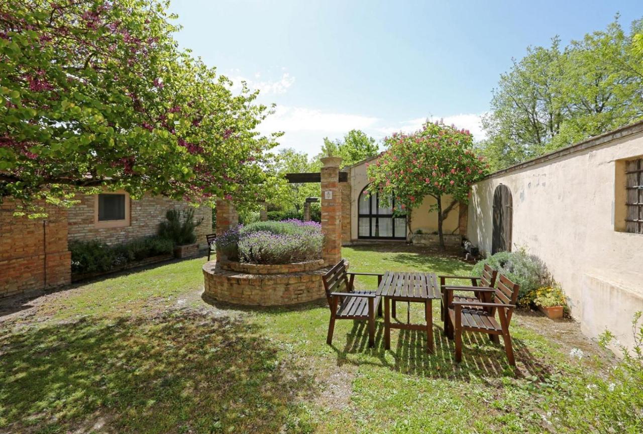 Agriturismo Macciangrosso Casale Piccolomini Chiusi Exterior foto